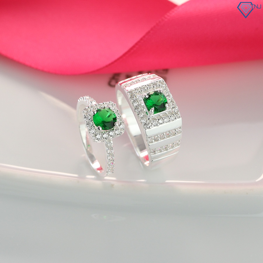 แหวนคู่รักเงิน 925 สําหรับผู้ชายและผู้หญิงหินสีเขียว ND0301 TNJ Jewelry