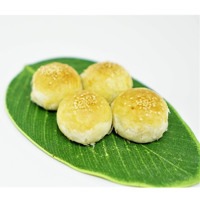 ขนมเต้าส้อบ้านปิยวรรณ ไส้เค็ม-ไข่เค็ม หนึ่งกล่องบรรจุ 8 ลูก - รูปที่ 2