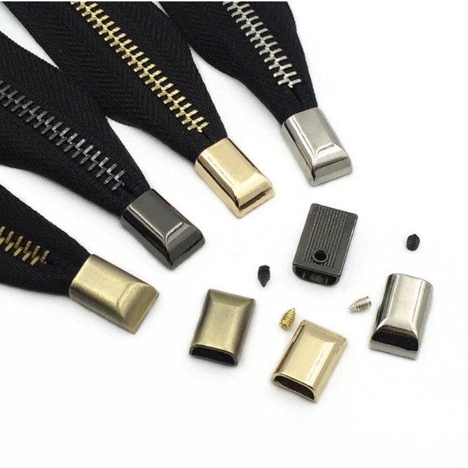 ปลีก/ส่ง.. (1ชิ้น) เก็บปลายหางซิปทรงเหลี่ยม งานซิ้ง ชุบเกรดA ไม่ลอก ไม่ดำ (ZP5074)