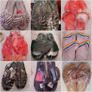 รองเท้าลำลอง พื้นนิ่ม และพื้นยางใส่สบาย