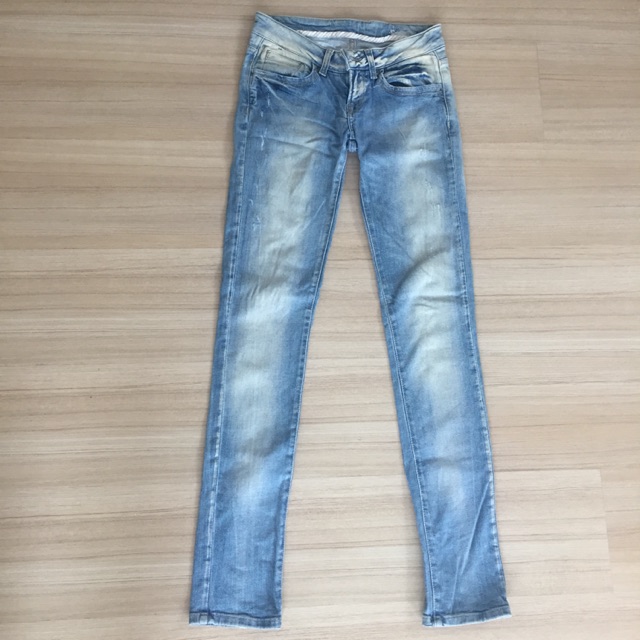 Zara jeans