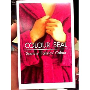 น้ำยาป้องกันสีตก Colour Seal ใช้ได้กับผ้าทุกสี 1 ซองต่อผ้าแห้งหนักไม่เกิน 350 กรัม