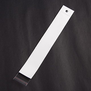 แพ็ค 100 ใบ ถุงพลาสติกฝากาว มีรูแขวนสีขาวมุก ใส่ของได้ 2 ด้า…