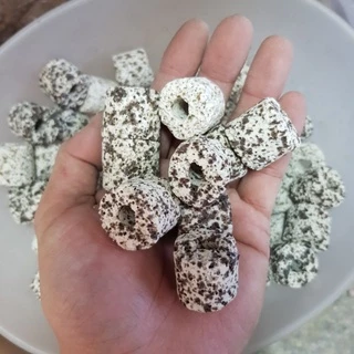 หินดูดกลิ่นตู้ปลา​ มีรูตรงกลาง​ ใช้กรองตู้ปลา Ceramic Ring เซรามิค ริง สำหรับกรองน้ำบ่อปลา มีรูพรุน/ผิวเรียบ