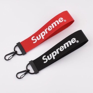 พวงกุญแจ supreme พร้อมส่ง