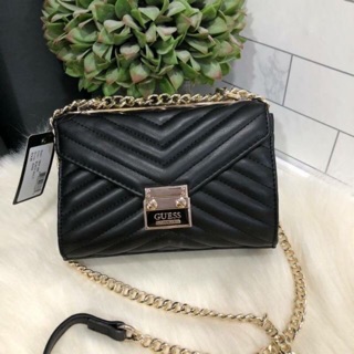 กระเป๋าสะพาย GUESS LYNDA MINI CHAIN CROSSBODY BAGG กระเป๋าสะพายทรงน่ารัก