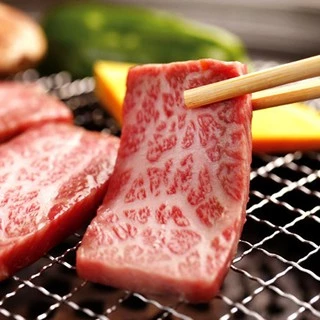 🍖🍺. ถ่านฮิดะ รูปทรงสี่เหลี่ยมลูกเต๋า ไร้สารก่อมะเร็ง 30 ก้อน/กล่อง0.5Kg เหมาะสำหรับเตาฮิดะโดยเฉพาะ 5 แถม 1 กล่อง 🍺🍖.