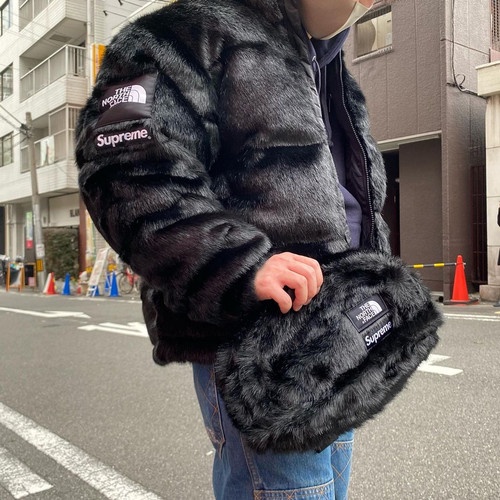 supreme 20FW faux fur waist bag 黒ノースフェイス - ウエストポーチ