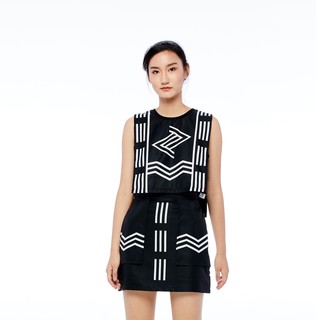 UNBOUND เสื้อครอป รุ่น EXAGGERATED SLEEVELESS