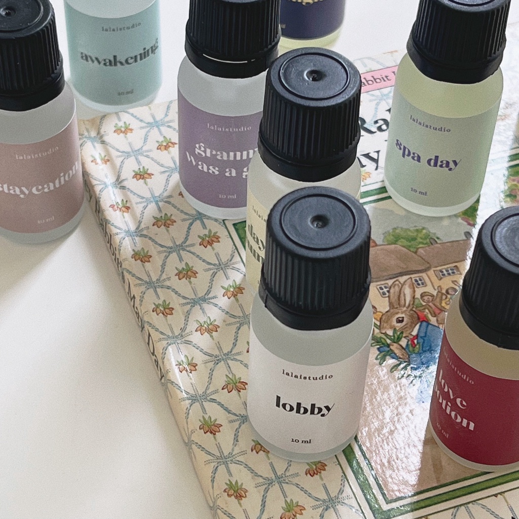 น้ำหอม สำหรับเครื่องพ่นไอน้ำ อโรม่า Aroma Diffuser oil 10 ml lalaistudio