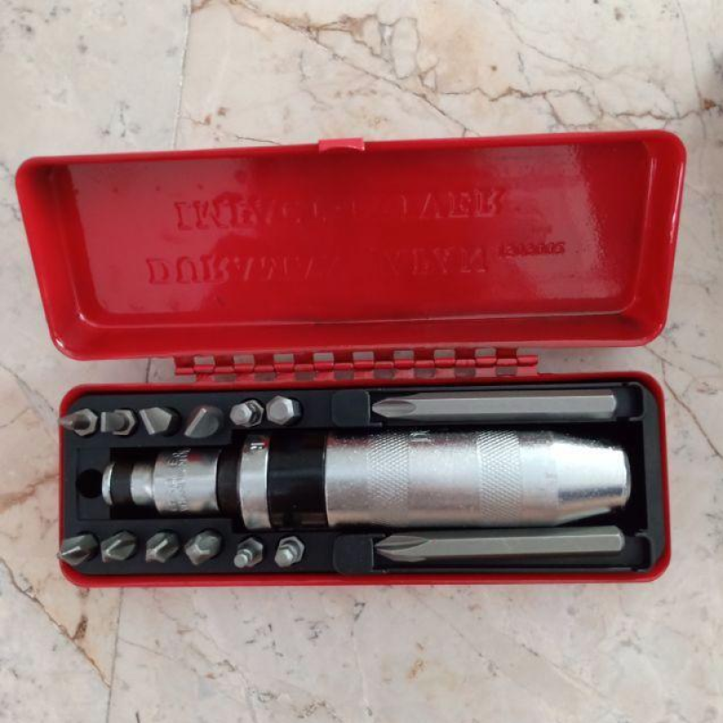 Duramaxไขควงตอกพร้อมดอก 14 ดอกชุดพร้อมส่ง ยี่ห้อ duramax