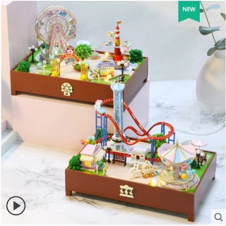 (มี 2 แบบ) กล่องดนตรี D.I.Y Cottage carousel  music box กล่องเพลง กล่องของขวัญ