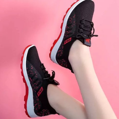 LGShoes 🐳รองเท้าผ้าใบในตำนาน ขายดีสุดใส่ได้ทุกเทศกาล