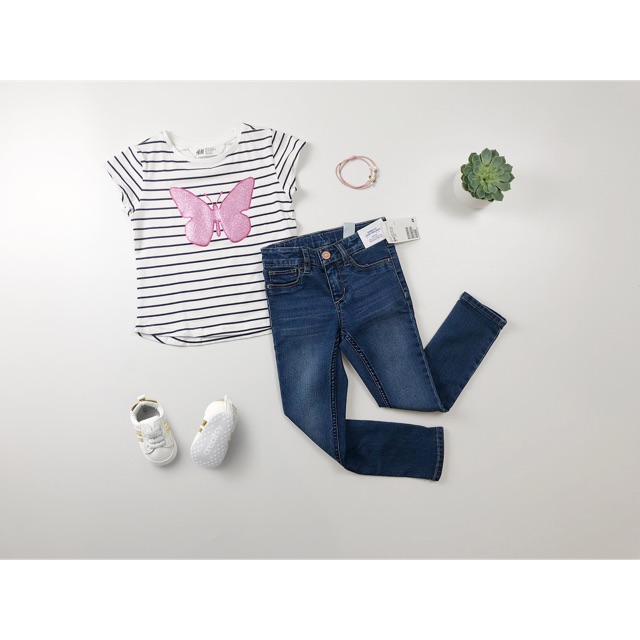 ชุดเสื้อยืด+กางเกงยีนส์ Baby [HM Authentic] - ภาพถ่ายจริง