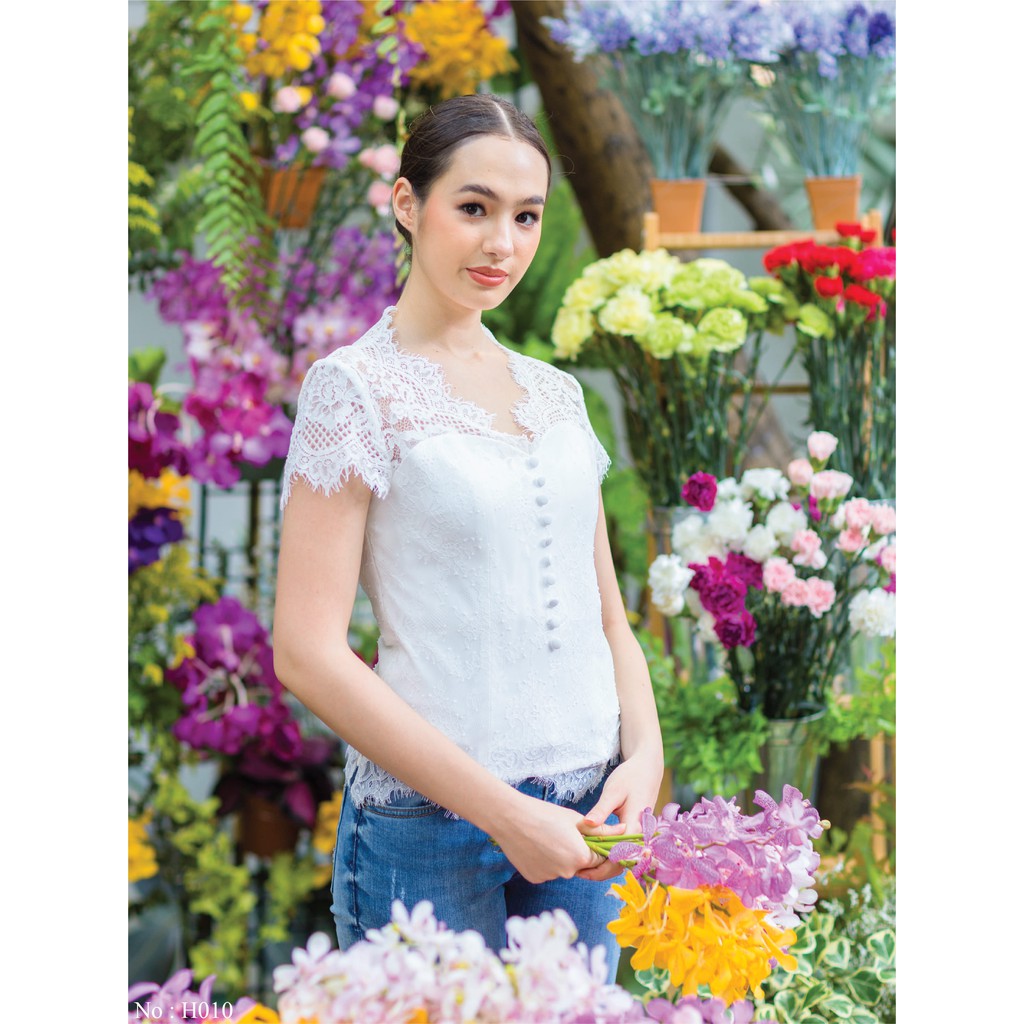 Carisa เสื้อลูกไม้ เนื้อนิ่ม รุ่นคุณใหม่ดาวิกา มีซับใน งานเกรดพรีเมี่ยม เสื้อลูกไม้สีขาว เสื้อลูกไม้