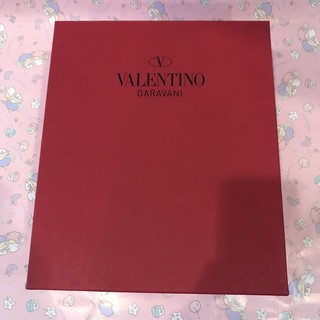 Valentino วาเลนติโน กล่องรองเท้า ของแท้ กล่องแบรนด์เนม