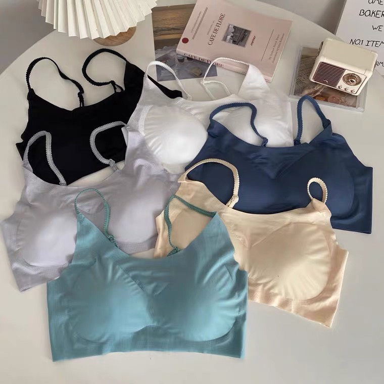 💥Fairy style💥 พร้อมส่ง เสื้อในผู้หญิง รุ่นสปอร์ตบรา ไร้ขอบ ไร้โครง แบบสวม สม๊อคหลังยืดตามตัว 💖 #104