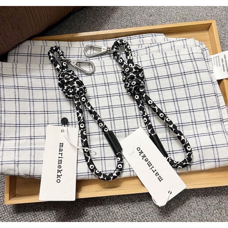 marimekko unikko keyring