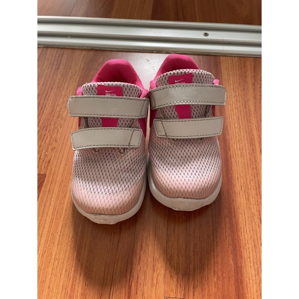 รองเท้าผ้าใบเด็กnike