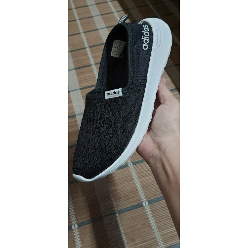 รองเท้าลำลอง Adidas neo slip on