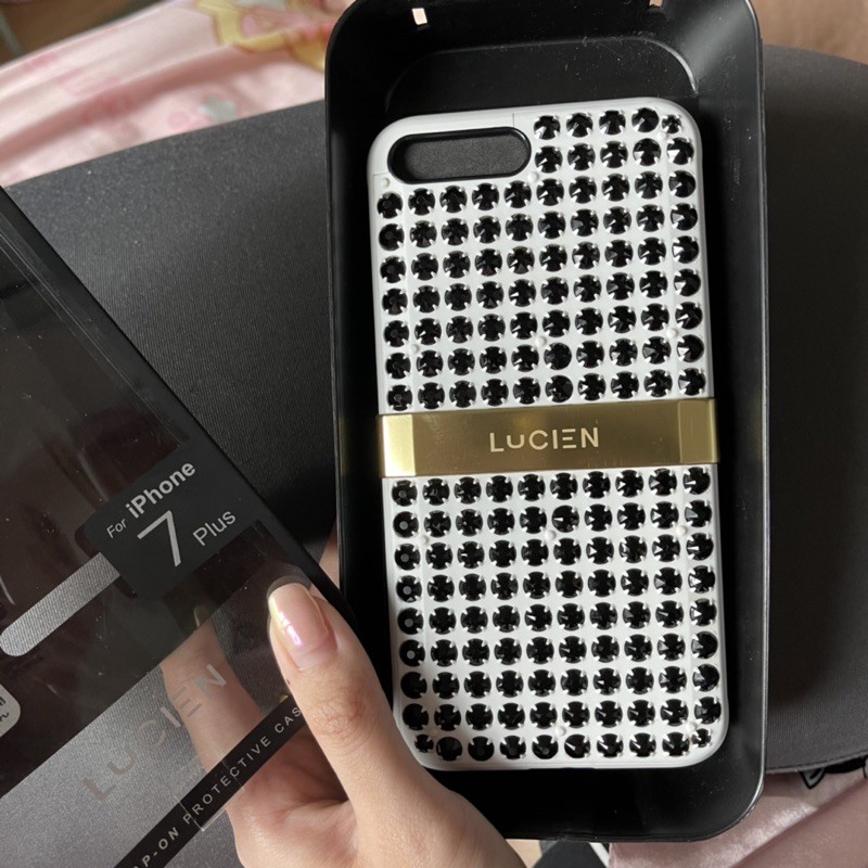 Lucien case for iphone 7 plus! รุ่น spectrum gold series white/black เพชรครบทุกเม็ด ส่งต่อถูกๆ จาก(4,390)🐻💖
