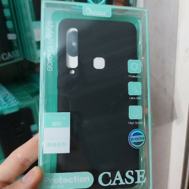 Samsung A950/A9 2018 เคส TPU ยืดหยุ่นสีดําพร้อมดีไซน์บางและยืดหยุ่นที่กอดอุปกรณ์