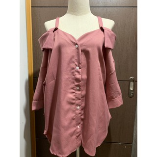 เสื้อเปิดไหล่ สีกะปิ