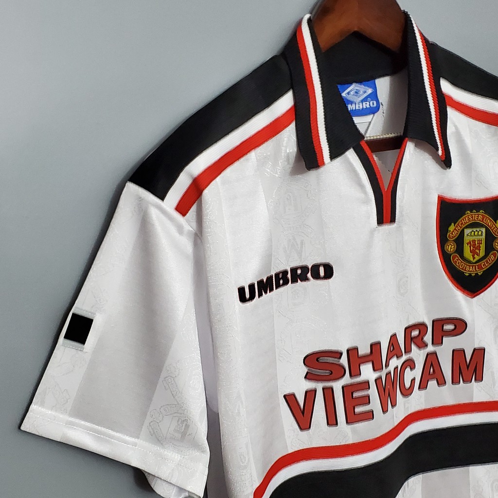โฟกัสเสื้อฟุตบอลย้อนยุค97-98 M Away