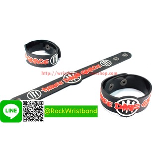 Three Days Grace ขายริสแบนด์ ทรี เดย์ เกรซ TDC168NA Wristband สายรัดข้อมือวงร็อค
