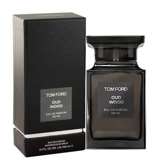 トムフォード ウードウッド50ml 再再販！ paragraph.mx