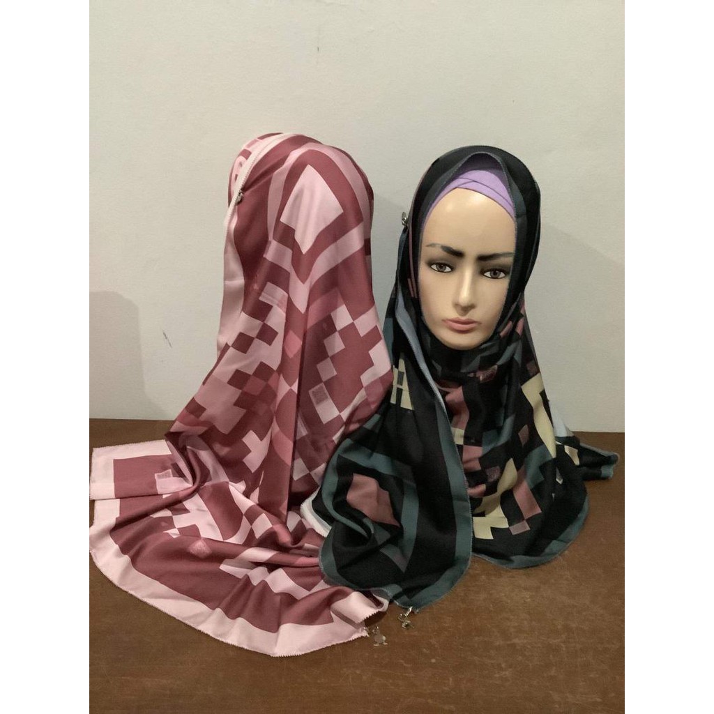 TUDUNG HIJAB SHAWL SATIN SILK PREMIUM/HIJAB MUSLIMAH PRINTED SHAWL/ SHAWL PRINTED HIJAB SILK/MUSLIMA