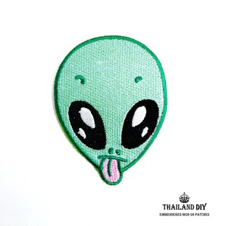 👽 ตัวรีดเอเลี่ยน การ์ตูน มนุษย์ต่างดาว เอเลี่ยน อวกาศ Alien UFO wop Face Patch งานปัก DIY ตัวรีด อาร์ม ติดกระเป๋าผ้า ET