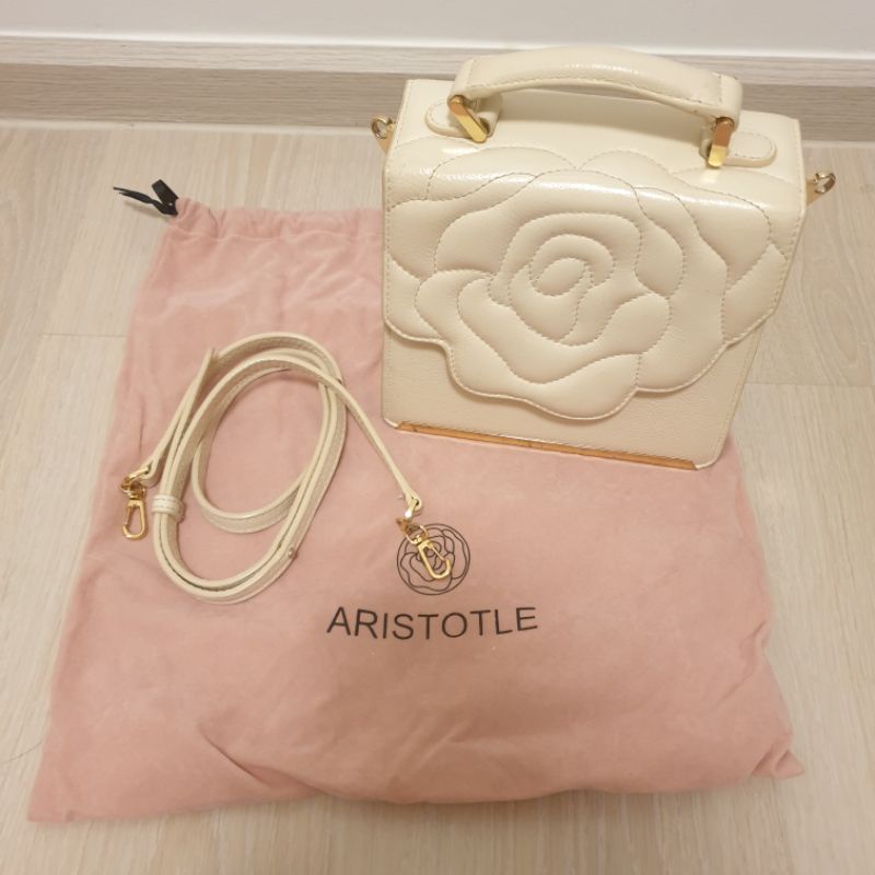used aristotle rose box สีขาว