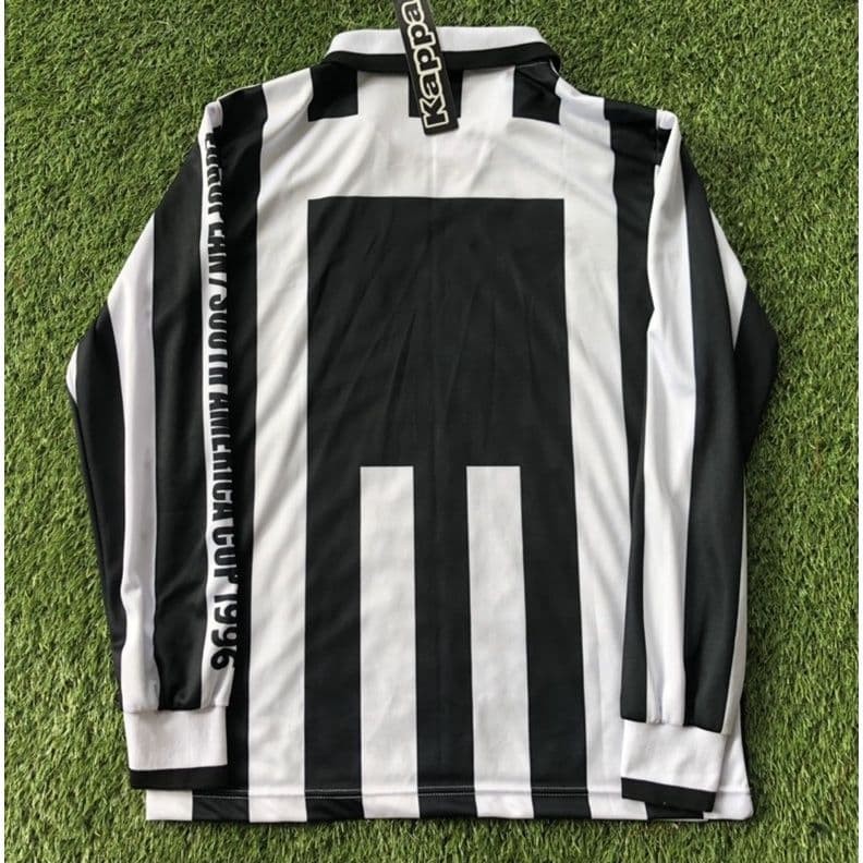 เสื้อฟุตบอลย้อนยุควินเทจคลาสสิก JUVENTUS EUROPEAN CUP 1996 รูปที่ 2