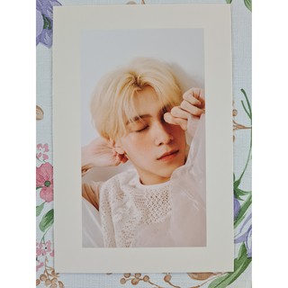 [พร้อมส่ง] โปสการ์ดปฏิทิน เฮนเดอรี่ Hendery WayV 2021 Seasons Greetings Postcard Calendar