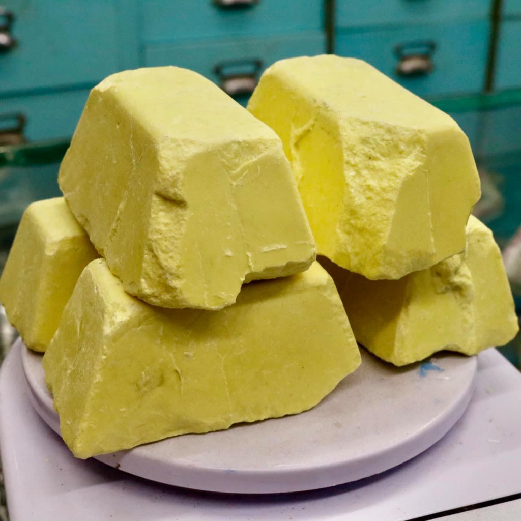 กำมะถันก้อน 1 กก. เกรด A (Sulfur Cube 1 Kg) กำมะถัน ไล่สัตว์เลื้อยคลาน งู ตะขาบ กำมะถันชนิดก้อน - รูปที่ 2