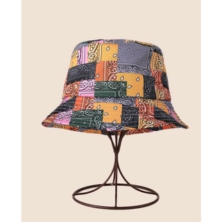 Paisley hat หมวกสุดชิคลายพาสลีย์ สีสันสด ใส่ summer นี้แบบเก๋ๆคูลๆได้เลยค่ะ