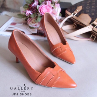 Fashion shoes