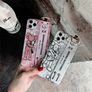 เคสไอโฟน เคสซิลิโคน iPhone 14 Pro Max iPhone 13 Pro Max iPhone 12 Pro Max iPhone 11 Pro Max X Xr Xs Max Cartoon KAWS Wristband Holder Silicone Case