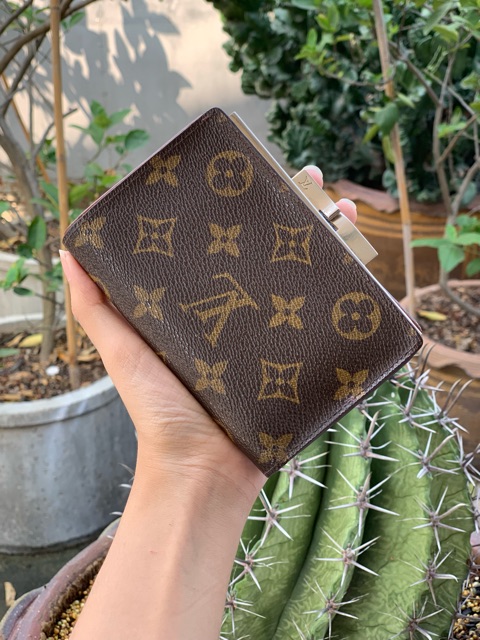 Louis Vuitton Monogram French Purse Kiss-Lock Wallet