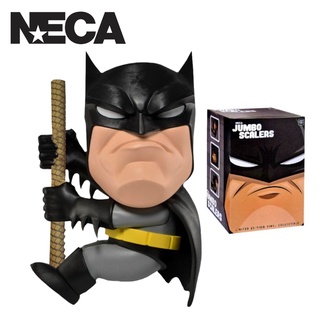 NECA  DC Comics - Batman Jumbo Scaler 30 cm