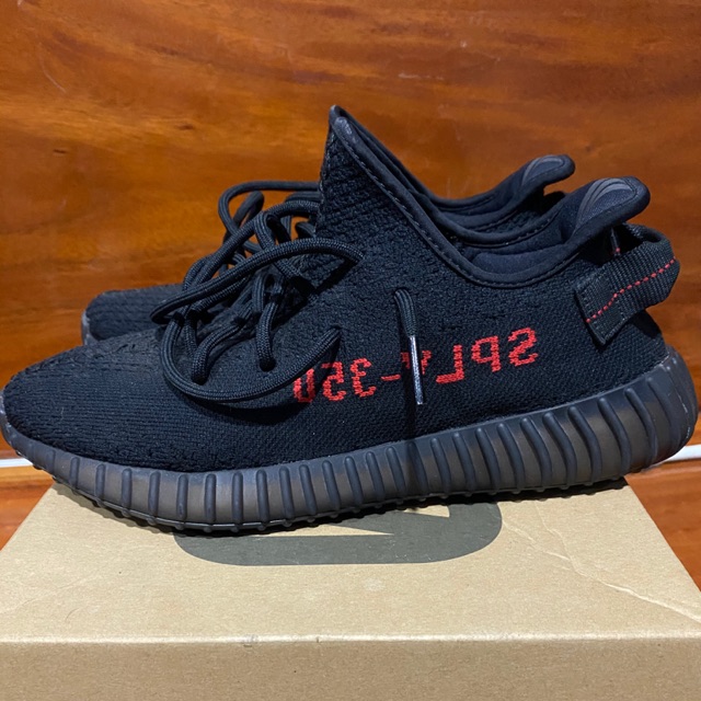 yeezy boost 350 v2 bred