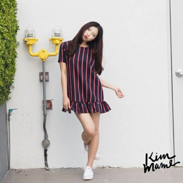 Dress จากร้าน Kimmameshop Freesize (C 32-38 W 25-28 H 35-38 L 32”)