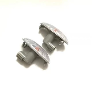 หลอดไฟสัญญาณบังโคลนด้านข้าง สําหรับ TOYOTA VIOS 2008 2009 2010 2011 2012 2013 COROLLA Altis 2007-2014 VIOS 2008-2013 For RAV4 2006-2013 For YARIS