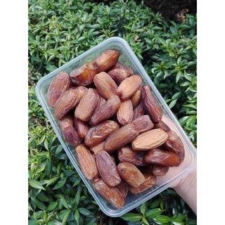 อินทผาลัม ผลไร้ก้าน คัดเกรดคุณภาพ