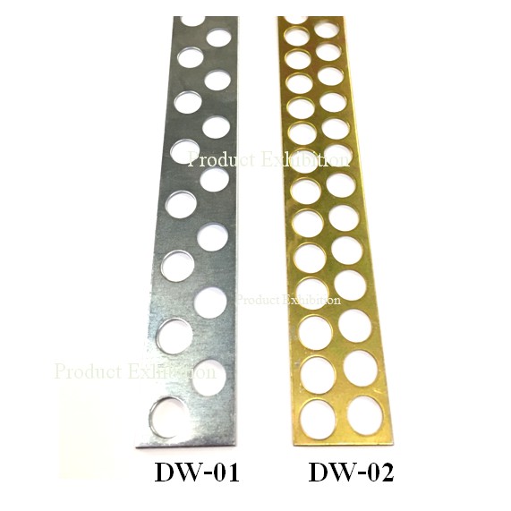 เหล็กรู เหล็กชุบซิ้งยาว 28.5 Cm และ ยาว 30 Cm หนา 1. มม. จำนวน 5 อัน