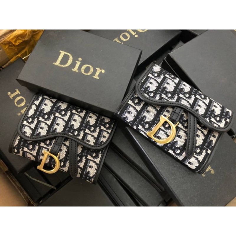 กระเป๋าสตางค์Dior แบบสั้น