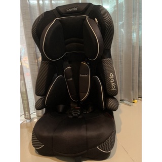 Booster Seat Combi รุ่น Joytrip  Eg.  Combi Car Seat, Joy trip Egg shock GC air black สภาพสวยงาม  ลายแคบล่า สวยใหม่