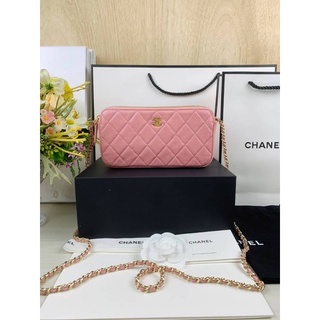 New Chanel clutch with chain