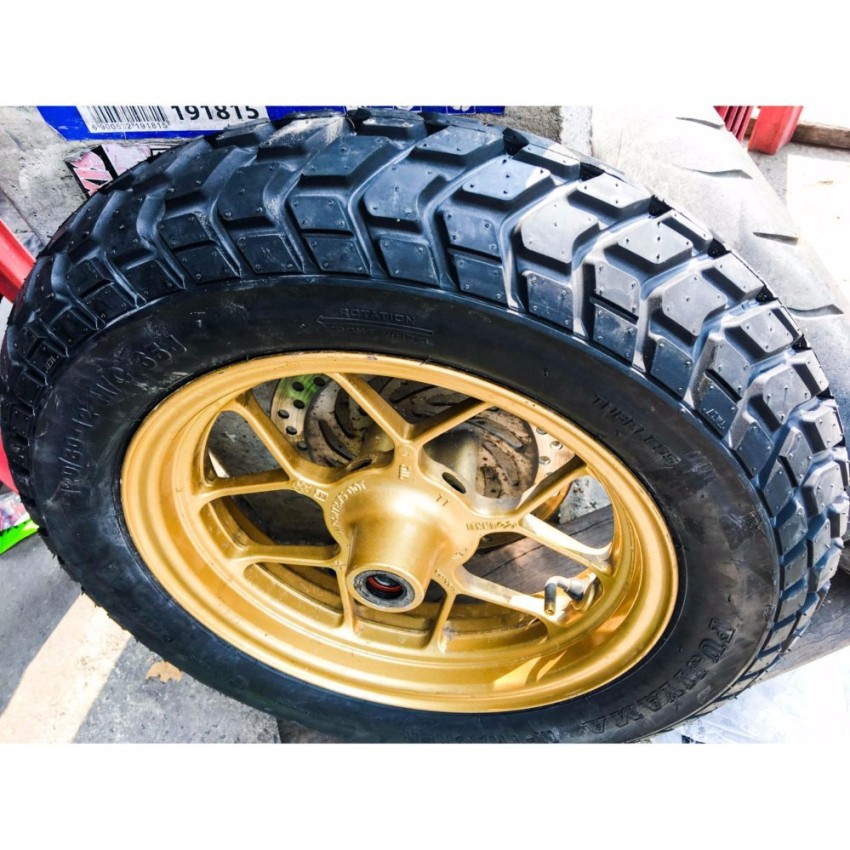คู่หน้า-หลัง ยางกึ่งวิบากขนาด 120/80-12 130/80-12 ลาย M Traker ยี่ห้อ FUJIYMA ลาย M Traker 120/80-12